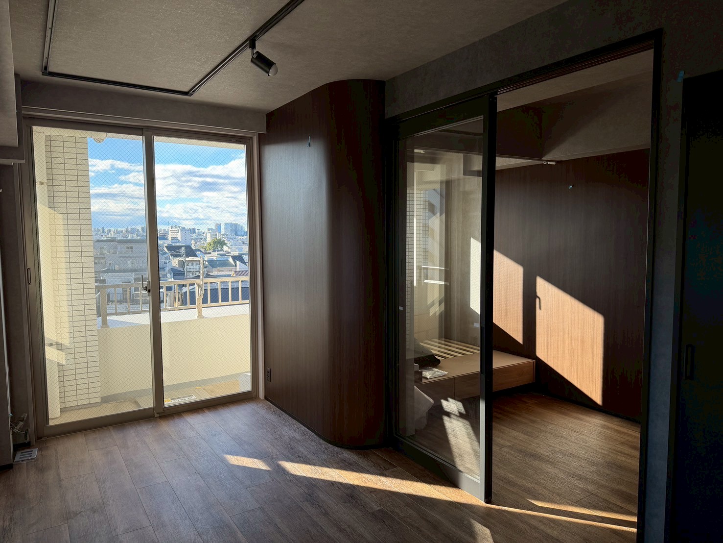 Quiet Urban（静かな都市） 画像